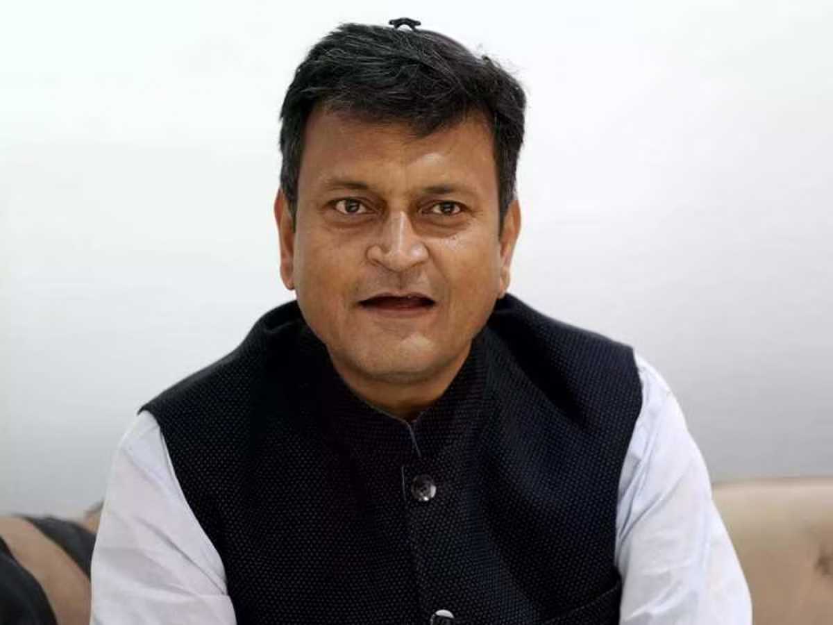 कांग्रेस अपना मानसिक संतुलन खो चुकी है : अजय आलोक